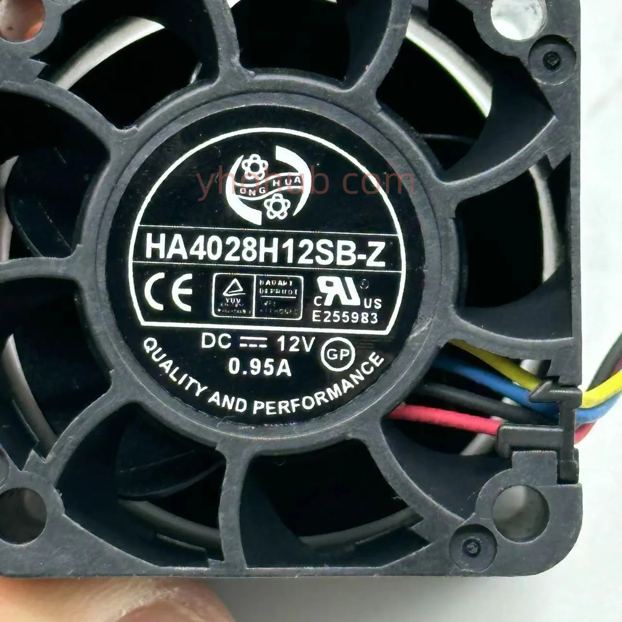 HA4028H12SB-Z DC 12V 0.95A 40x40x28mm 3-Wire wentylator chłodzący serwer