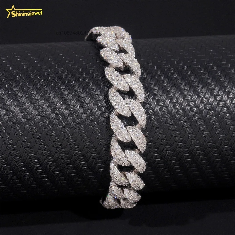 Stock Large Luxury Bling Iced Out Round Brilliant Cut Moissanite Diamond Cuban Link Chain Necklace for Men & Women.