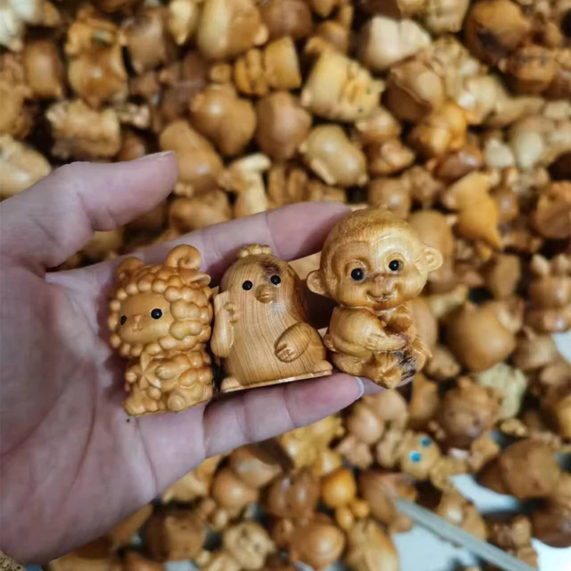 ~1 Piece Children's Gift Ornaments Mini Wood Carving Chinese Zodiac Dog Tiger Dragon Cute Small Animal Statue Handicraft