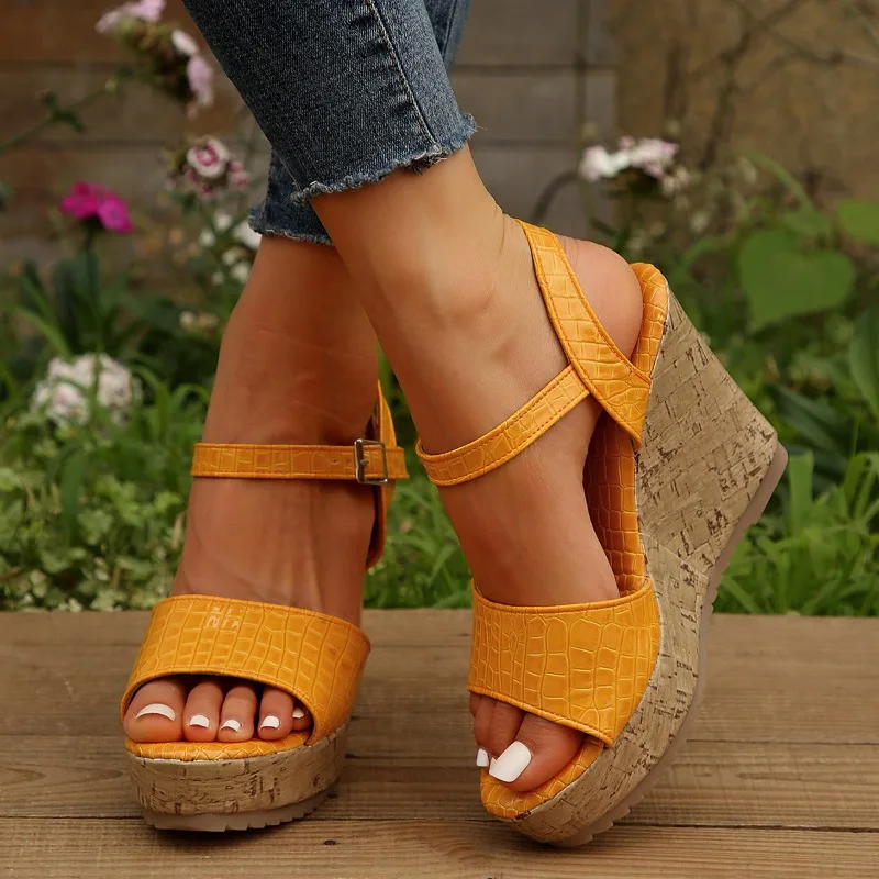 

New Designer 2024 Summer Women Sandals High Quality Wedges High Heels Women Peep Toe Platform Sandals Roman Shoes