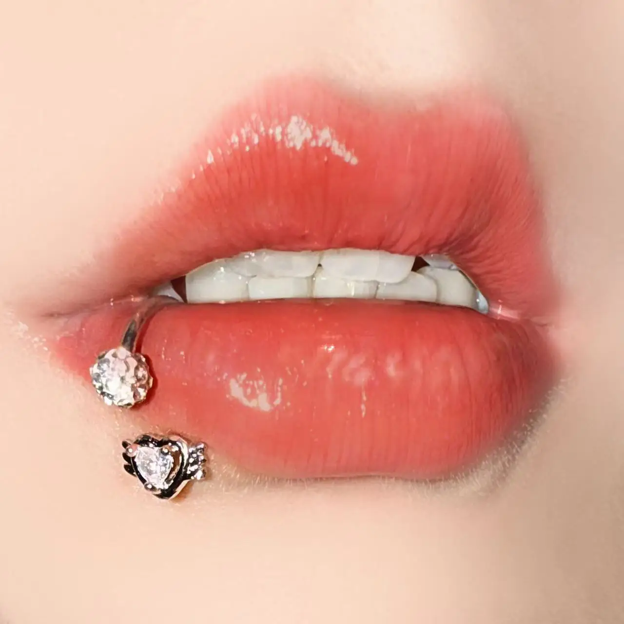Love Lip Ring Piercing Flash Mud Ball Stainless Steel Earbone Ring Lip Labret Piercing Decoration Puncture Jewelry Wholesale