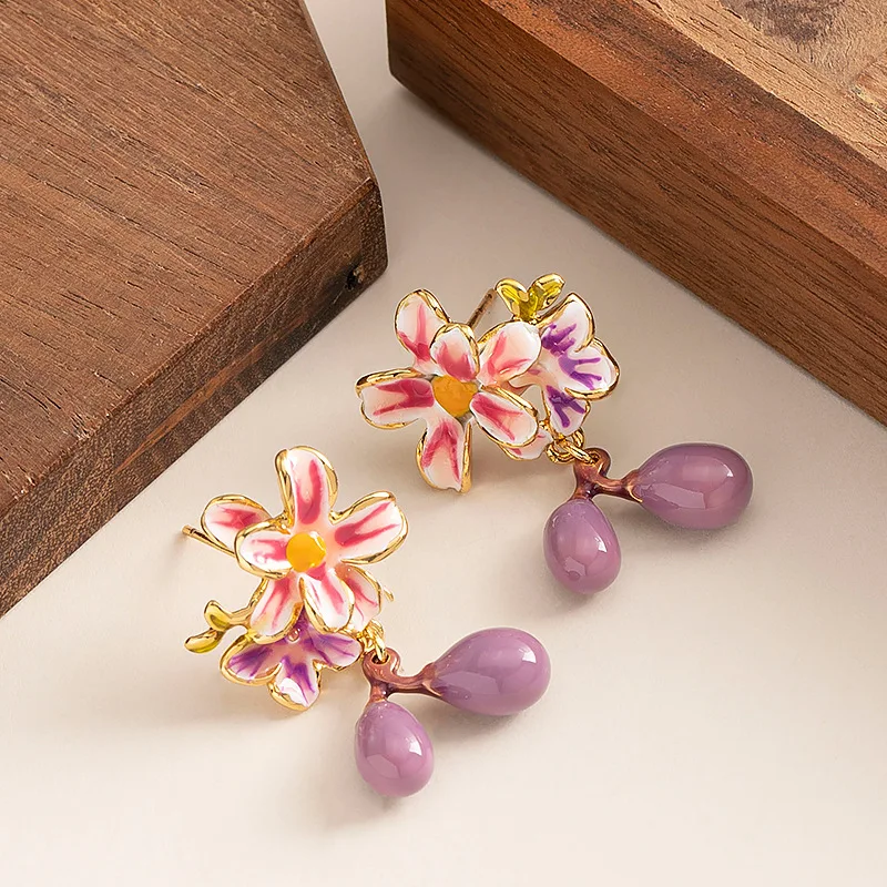 أقراط زهور العنب العصير للنساء للحفلات 2026 تصميم عصري على شكل زهرة المينا هدية صيفية مصنوعة يدويًا مجوهرات عصرية #6