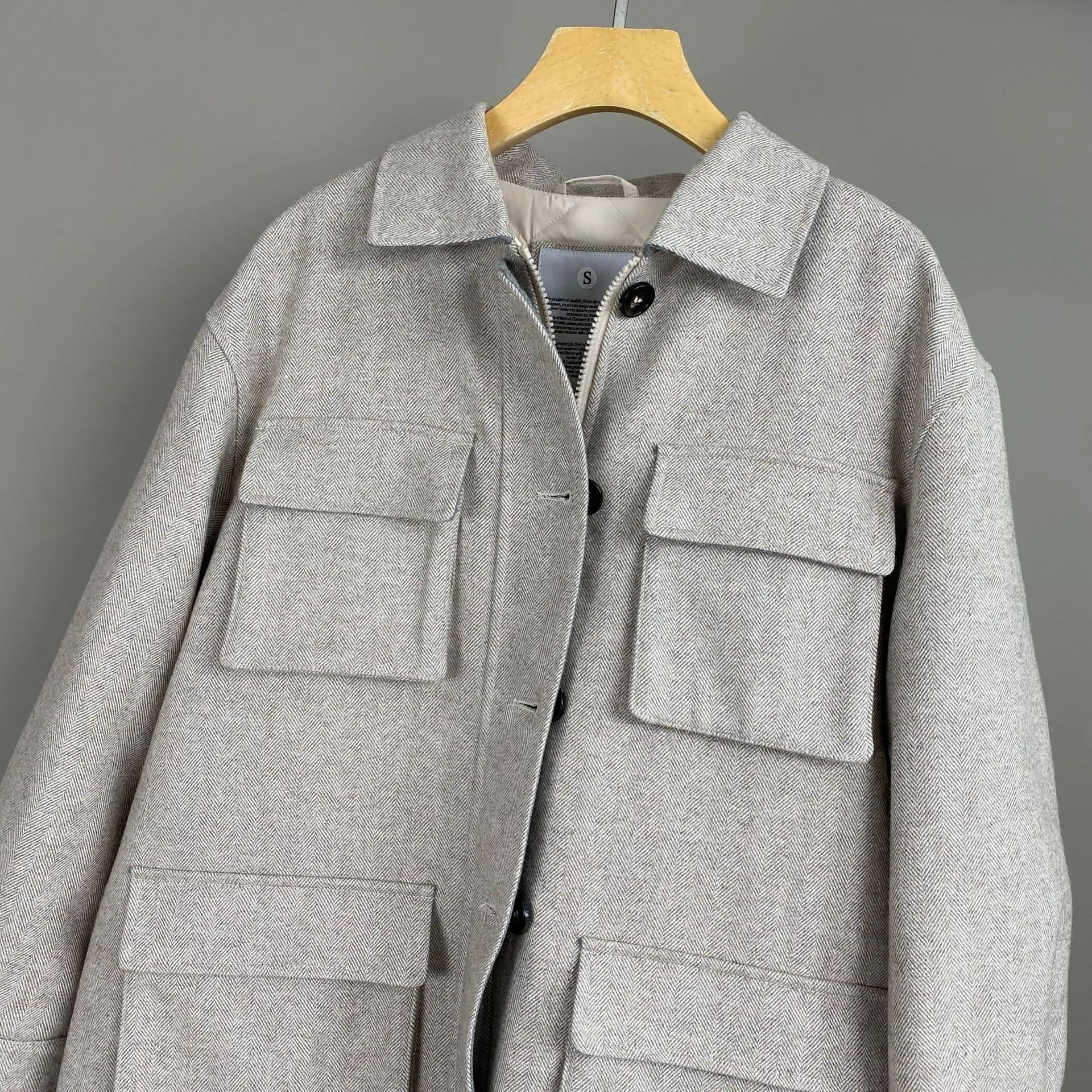 2025 الخريف والشتاء جديد ريترو ستايل التلبيب جيب منتصف طول الصوف أوزة أسفل معطف غير رسمي الموضة