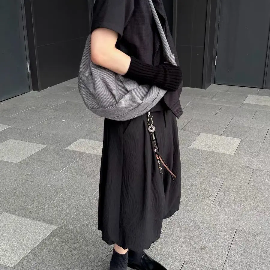 

Single Shoulder Diagonal Cross Bags Striped Pleated Diagonal Cross Crescent Bag