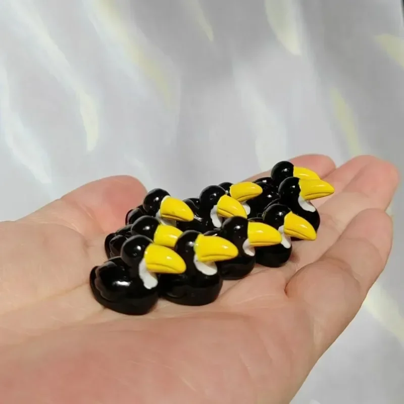 10 stücke/Mini Tukan Vogel/Miniaturen/schöne süße/Fee Garten Gnom/Moos Terrarium Dekor/Kunst handwerk/Bonsai/DIY Puppenhaus/Modell/Spielzeug