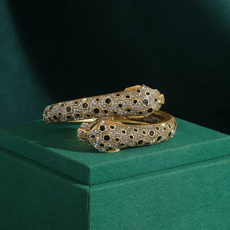 Luxury Vintage 18K Gold Plated Leopard Head Crystal Open Bangle Adjustable Design Women's Fashion Jewelry Gift