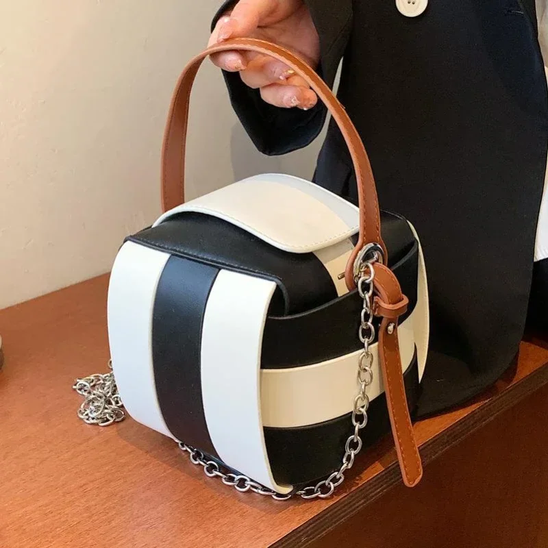 Bolso de hombro cuadrado de cuero Pu con cadena de colores mezclados para mujer, bolso cruzado versátil, tendencia elegante, nuevo diseño Indie