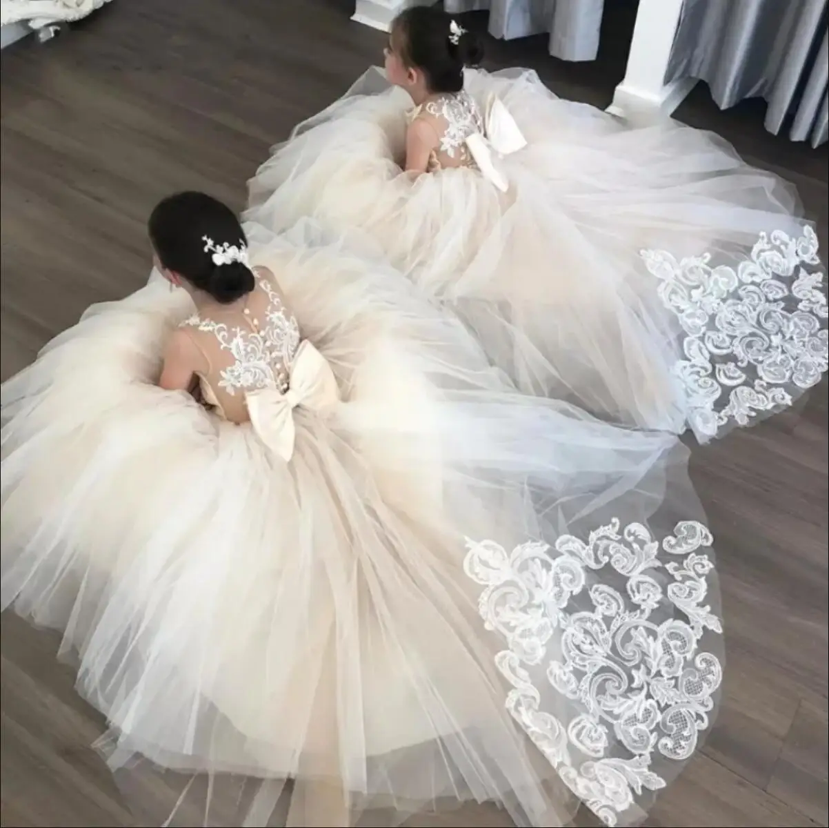 White Lace Child Flower Girl Dress Tulle Appliques Princess Floor Length for Wedding Party Baptism First Communion Gown