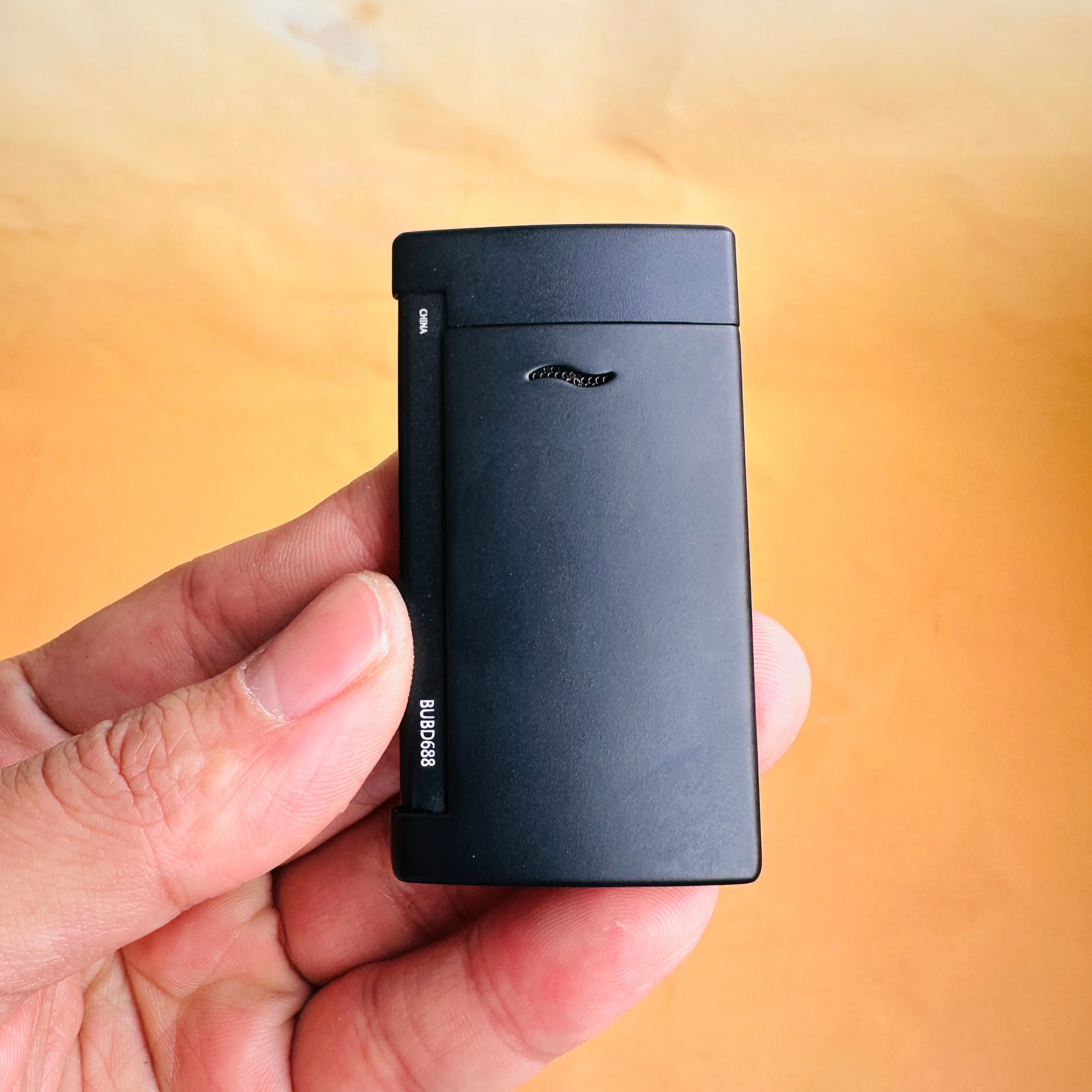 Dupont lighter Luxe merk-aanstekers op maat — Winddichte vlammen op maat — Alle stijlen inclusief geschenkverpakking Dupont logo