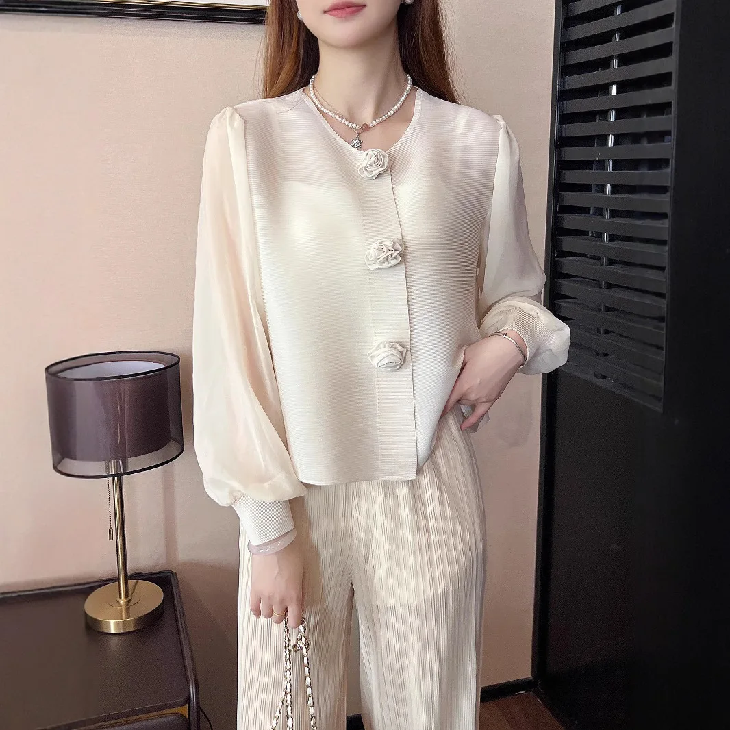 

Elegant Folded Cardigan Versatile Autumn 2024 New Style Name Lady Fashionable Thin Polyester Women's Short Outerwear