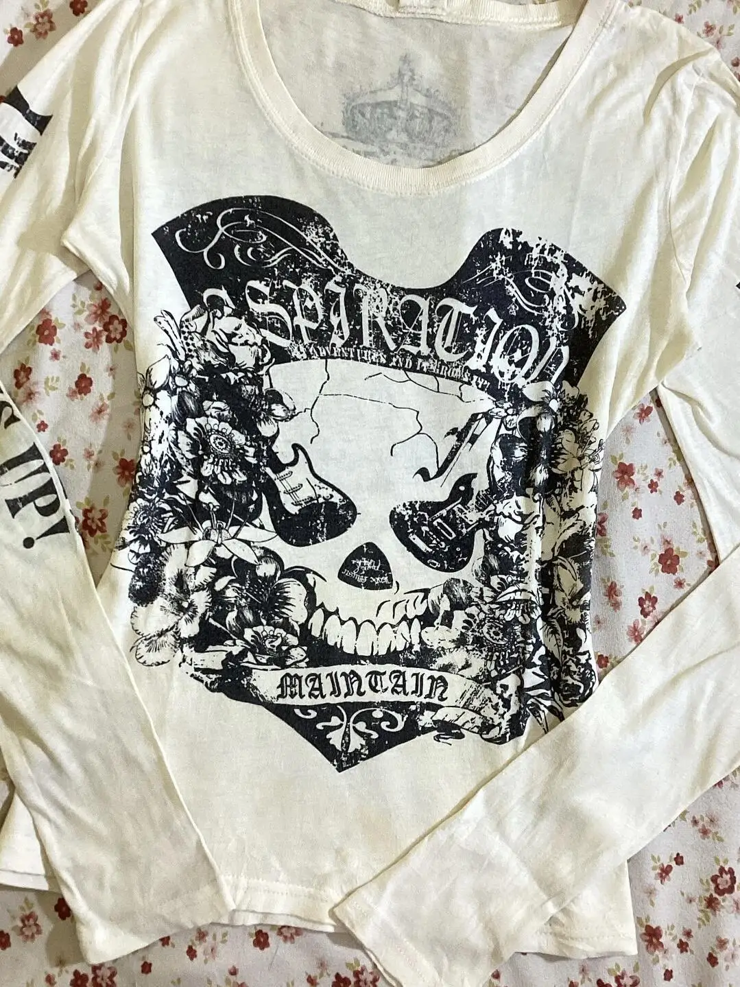 Punk Winter Clothes Women Long sleeves Skulls Hip Hop T shirts Casual Gothic Sexy Femme Tees Shirt Streetwear Slim Cool Girl Top