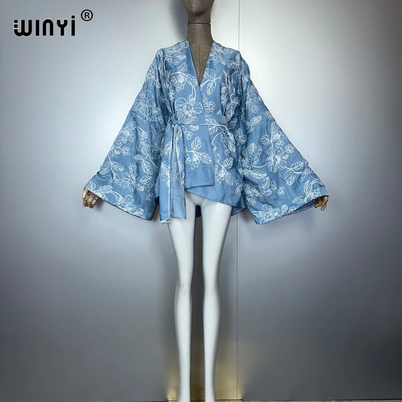 سترة WINYI مطرزة من قماش الدنيم معطف أنيق فستان فضفاض أنيق للحفلات ماكسي للعطلات والسباحة كيمونو عصري