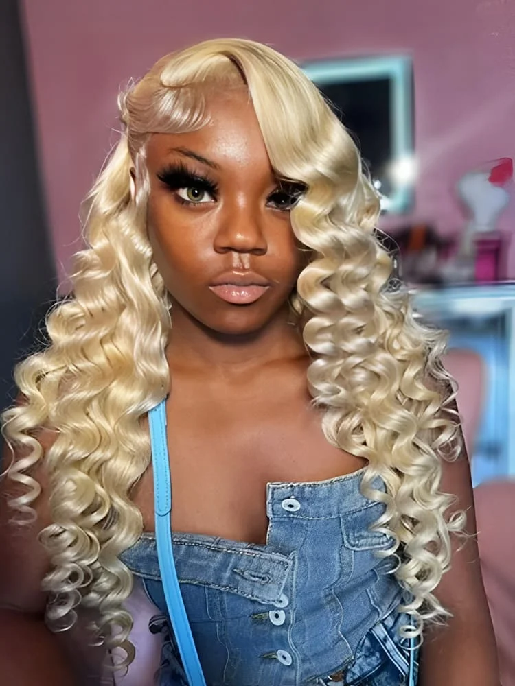 28 بوصة موجة عميقة الباروكات 613 العسل شقراء اللون 13x4 الدانتيل أمامي مجعد موجة الباروكات للنساء