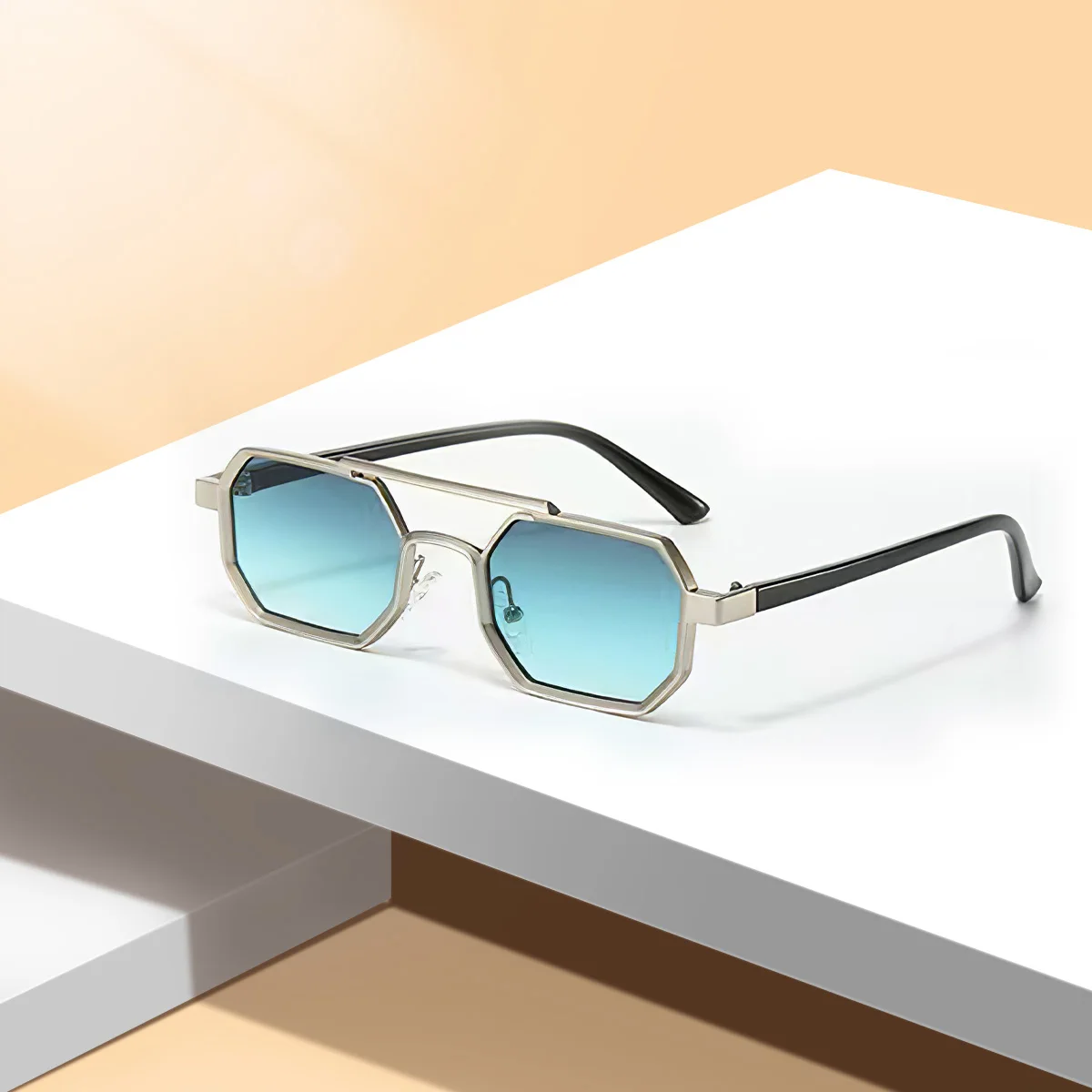 Stylish Metal Sunglasses with Dual-Tone Frame - Gradient Blue Lenses, Square Shape, Modern Fashion Accessory image 2