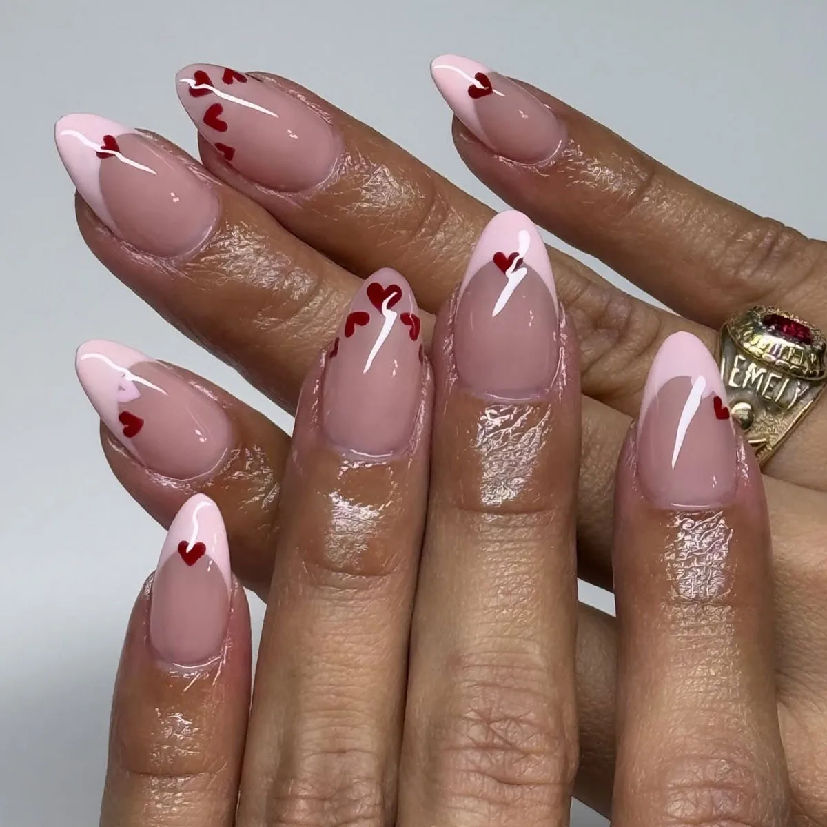 24 pièces amande faux ongles femmes saint valentin rose français presse sur ongles rouge amour coeur imprimé Stick-on faux ongles patchs