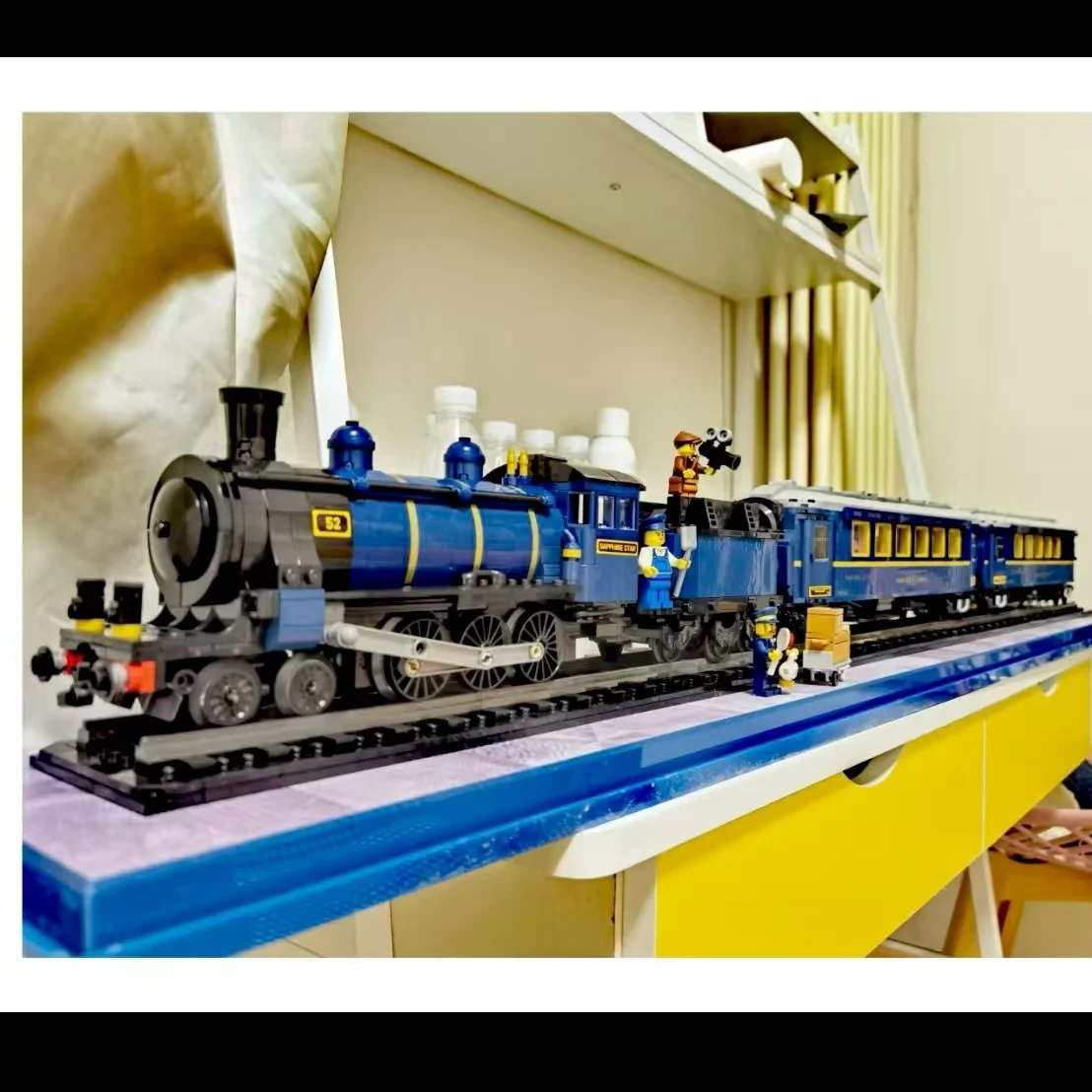 2024 New Express Train Classic 140th Anniversary Luxus-Zug-Lokomotive-Transportbausteinmodell, kompatibel mit 21344