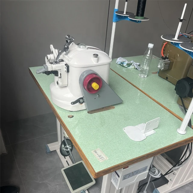 Automatic Lubrication Disc Feed Overseaming Sewing Machine Industrial