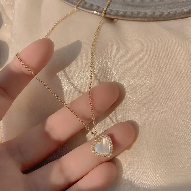 1pcs Gold-color Necklace Ladies Simple Style Fashion Peach Heart Middle Delicate Cat Eye Stone With Rhinestones