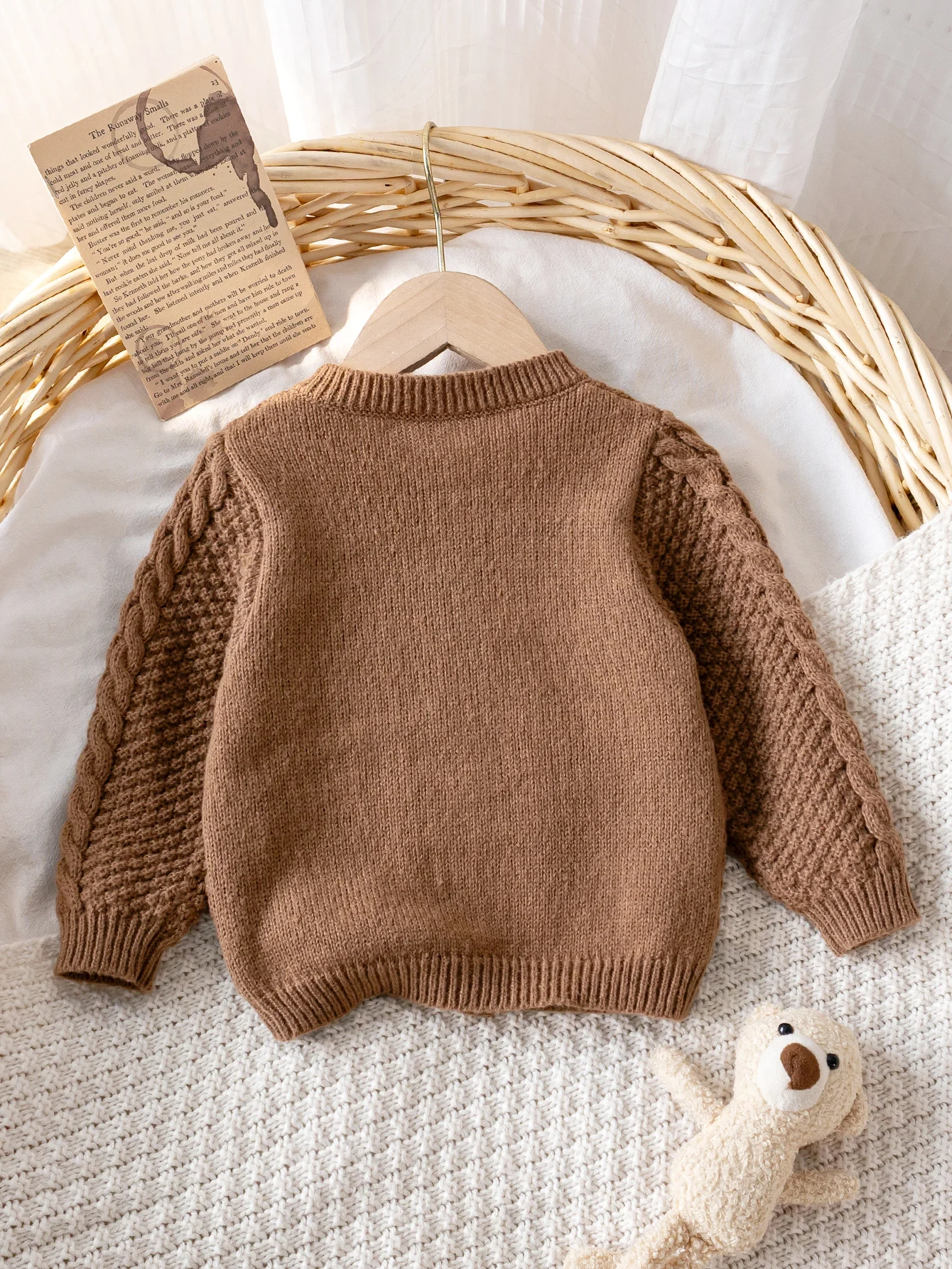 Baby Boys and Girls Fried Dough Twists Diamond Round Neck Long-Sleeved Sweater Knitting Cardigan Suitable for Daily Leisure