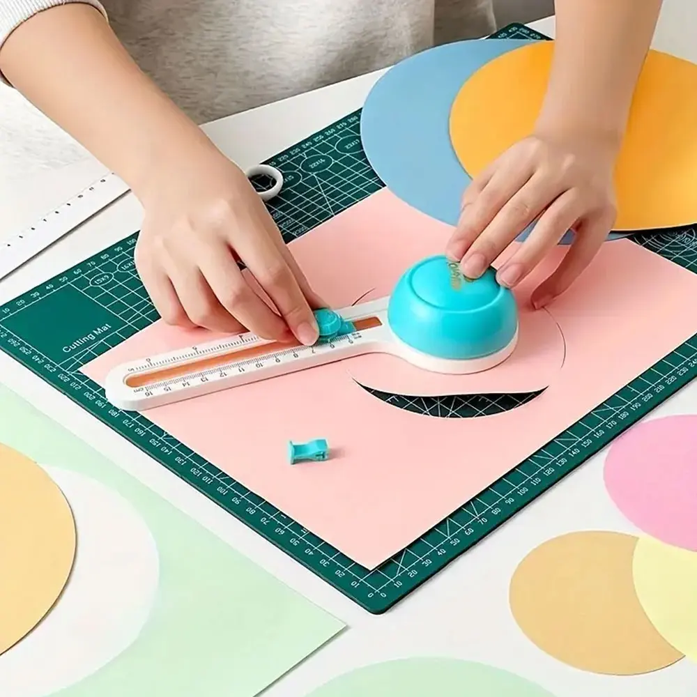 1PC craft circle cutter, 3 cutting heads, cutting diameter 10-32cm, suitable for scrapbooking, card making, DIY handicrafts. view 6