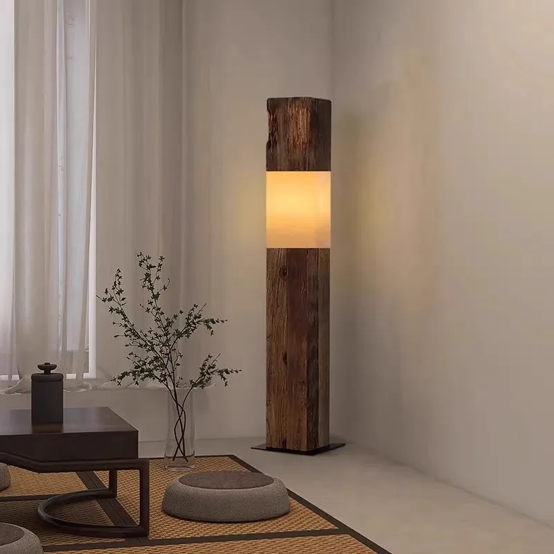 Log floor lamp, wabi-sabi wind living room sofa side bedroom vertical lamp