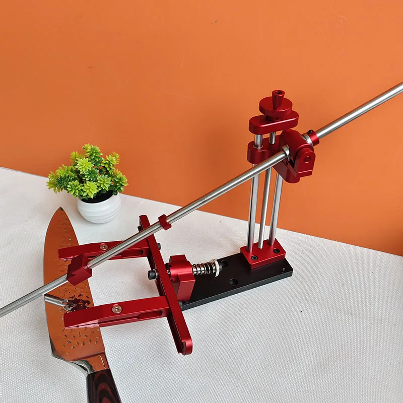 

Новая красная точилка для карандашей 2025 года с фиксированным углом, регулировкой высоты и поворотом на 360° ° Профессиональная система для заточки кухонных ножей с вращающимся механизмом