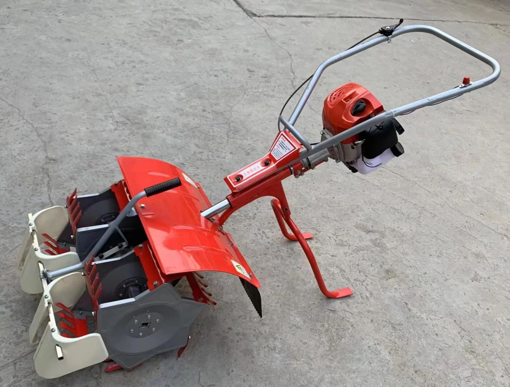 

Недорогая китайская машина для прополки рисовых полей / кукурузных полей для сельскохозяйственного использования