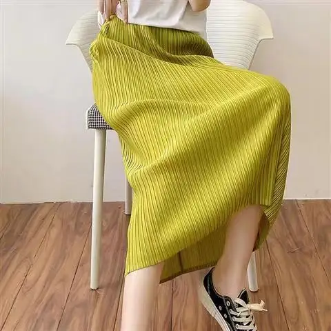 Avocado green lined