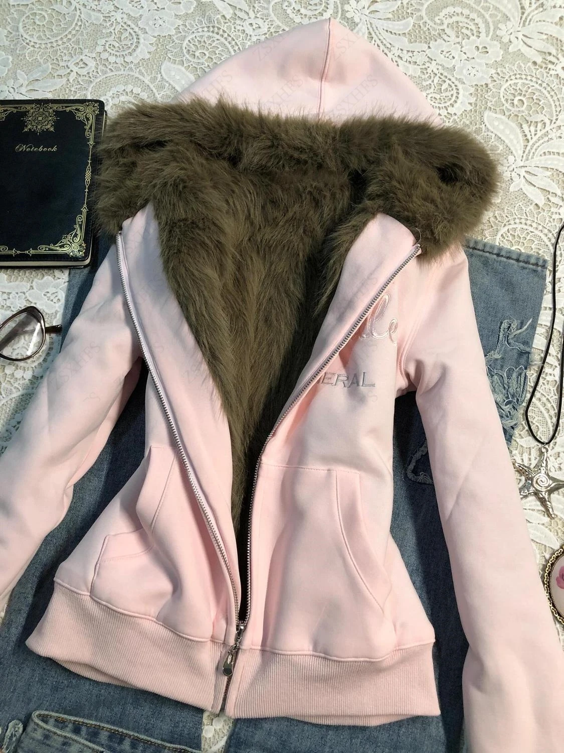 

Розовые милые винтажные толстовки для девочек, осенне-зимняя одежда, женская повседневная куртка на молнии с буквенным принтом Y2k, толстовка с капюшоном в стиле Харадзюку, пальто Cuteore