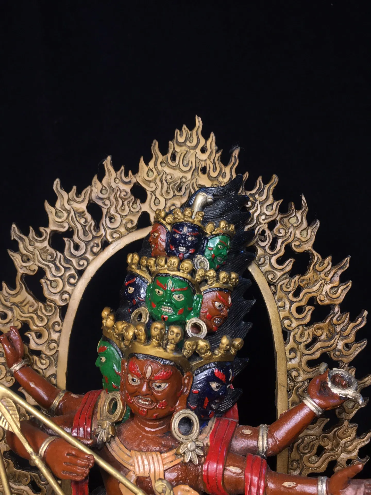 Old Bronze Painted Lahula Protector Rahu Star God Standing Buddha backlight Erosion God Head Yellow flag Amitabha Worship Hal