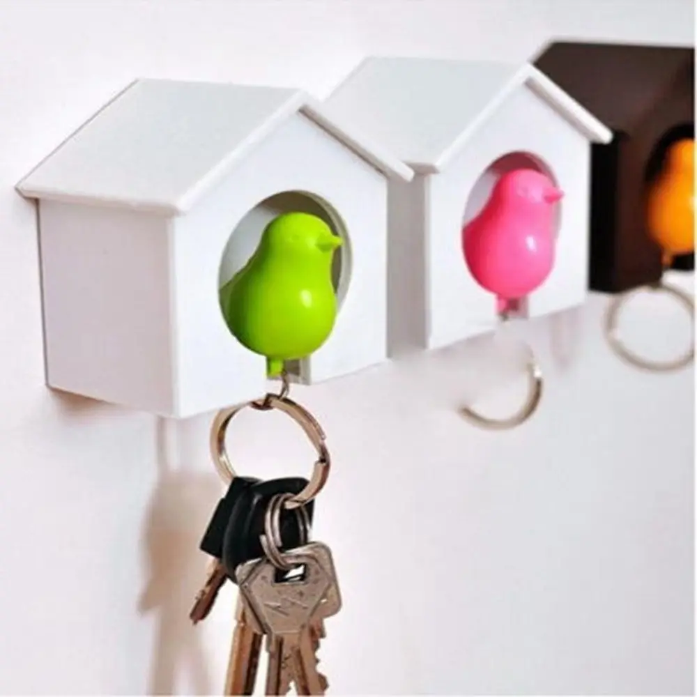 Fashion Plastic Sparrow Key Holder Birdhouse Shape Wall Mounted Sparrow House Keychain Decorative Bird Whistle Key Hanger Keys