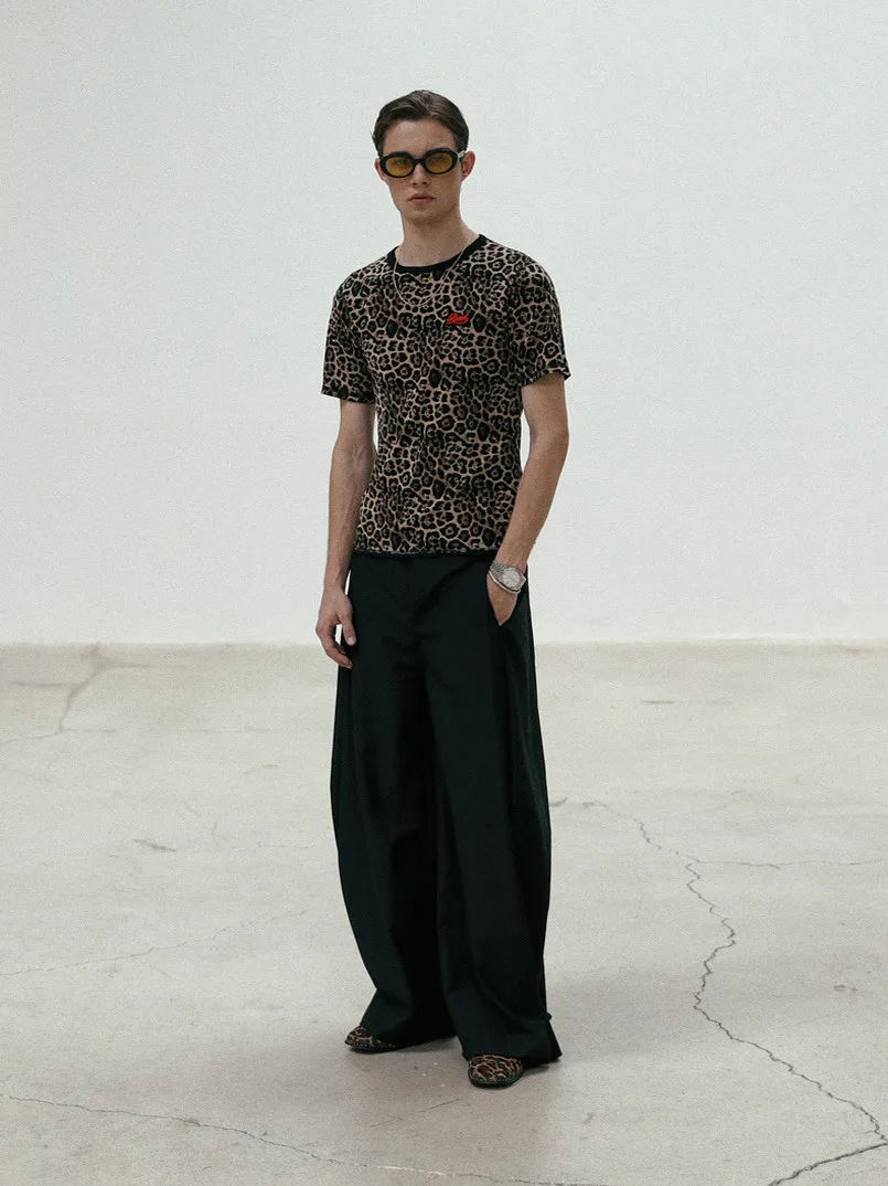 투톤 레오파드 프린트 투웨이 착용 반팔 티셔츠 여성 여름 2025 레이스 트림 핫 걸 스타일 섹시 탑 라운드 넥