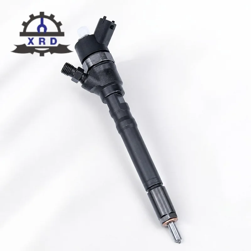 

0445110126 3380027900 0445110290 NEW AUTO PARTS DIESEL FUEL INJECTOR FOR H-YUNDAI SA-NTA F-E TU-CSON / K-IA SP-ORTAGE 2.0 CRDI