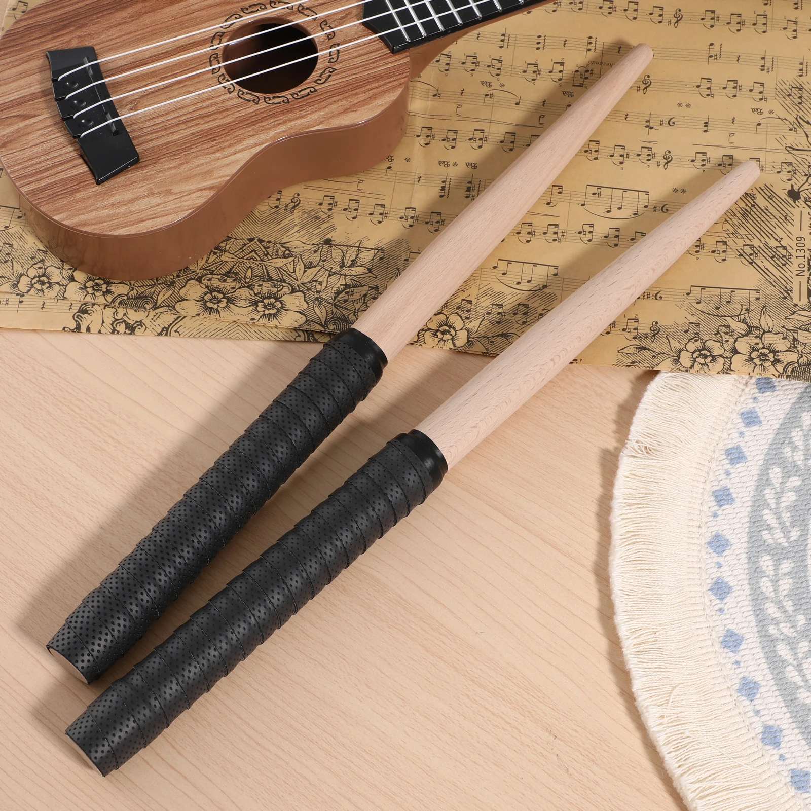 

Pair Purple Drumsticks Wood Tapered Lightweight Resilient Balanced Drum Sticks for Drum Playing Drumsticks