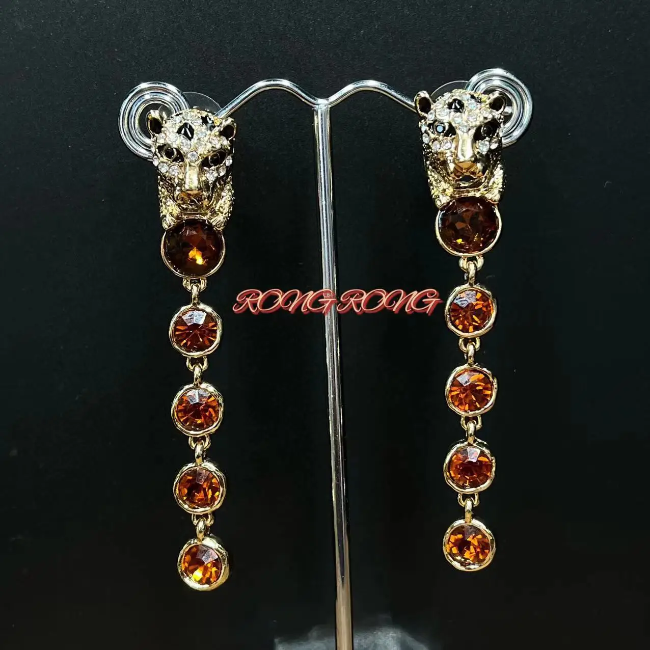 Vintage Double Leopard Head Long Shoulder-sweeping Earrings European and American Gold-plated Diamond Exaggerated Earrings