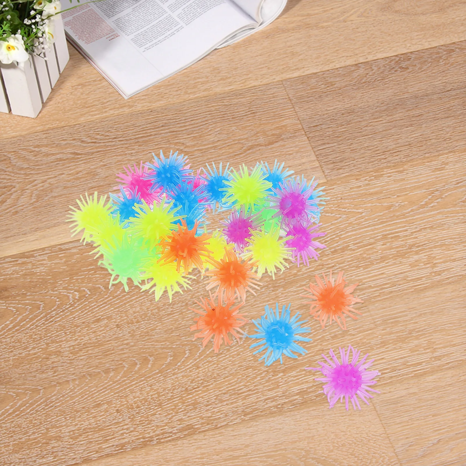 

2pcs 2 Pack Bulk Sensory Elastic Sticky Props for Playthings Stretchy Wall Ball