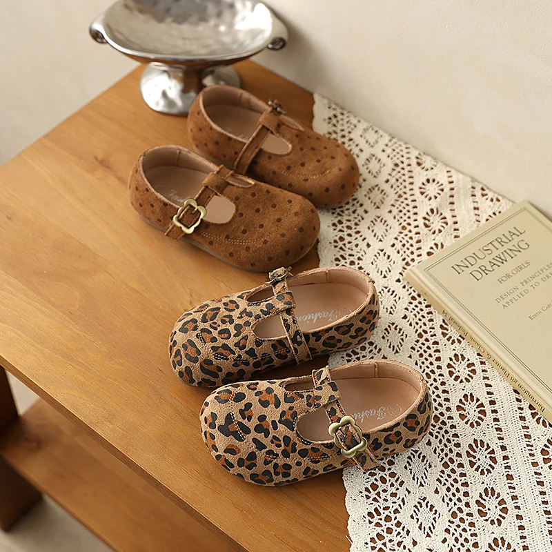 

Retro Children Causal Leather Shoes New Leopard Print Polka Dot Girls Suede Mary Jane Shoes T-Strap Kids Party Dress Flat Shoes