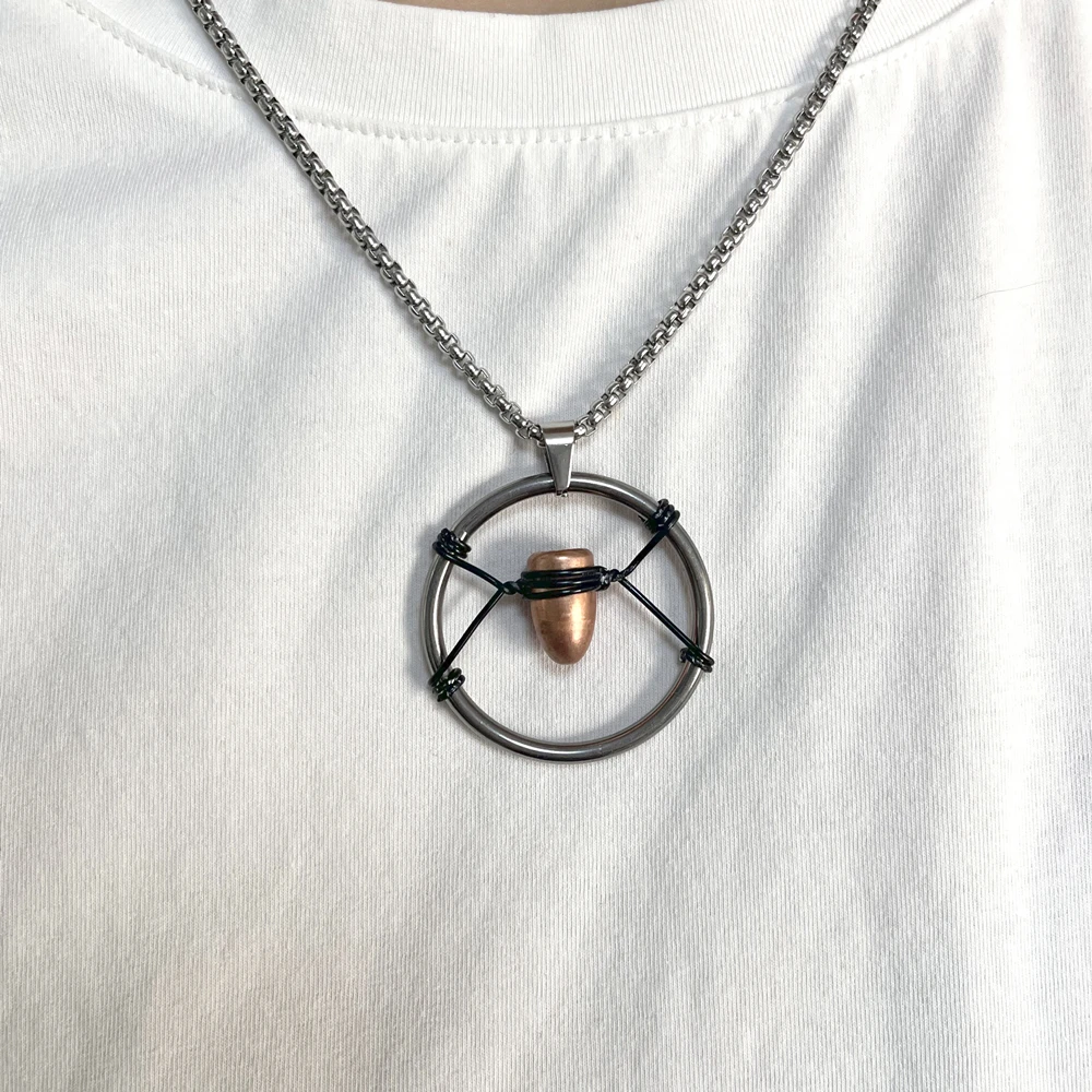 Game Punk V Vincent Valerie Cosplay Necklace Unisex Cyberpunk Metal Retro Bullet Pendant Carnival Party Jewelry Accessories Gift