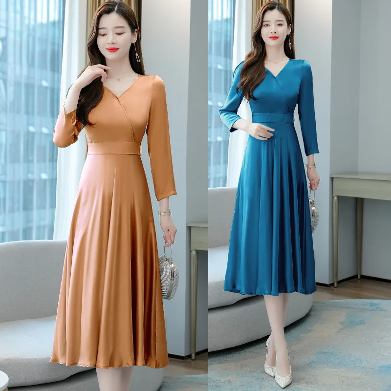 

Elegant graceful V Collar Large Swing Women 2024 Autumn New Acetate Satin Long Sleeve Slim-Fit Beach Dress