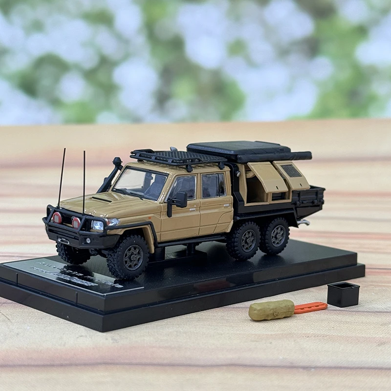 Autobots  1/64 Land Cruiser  alloy car model toy