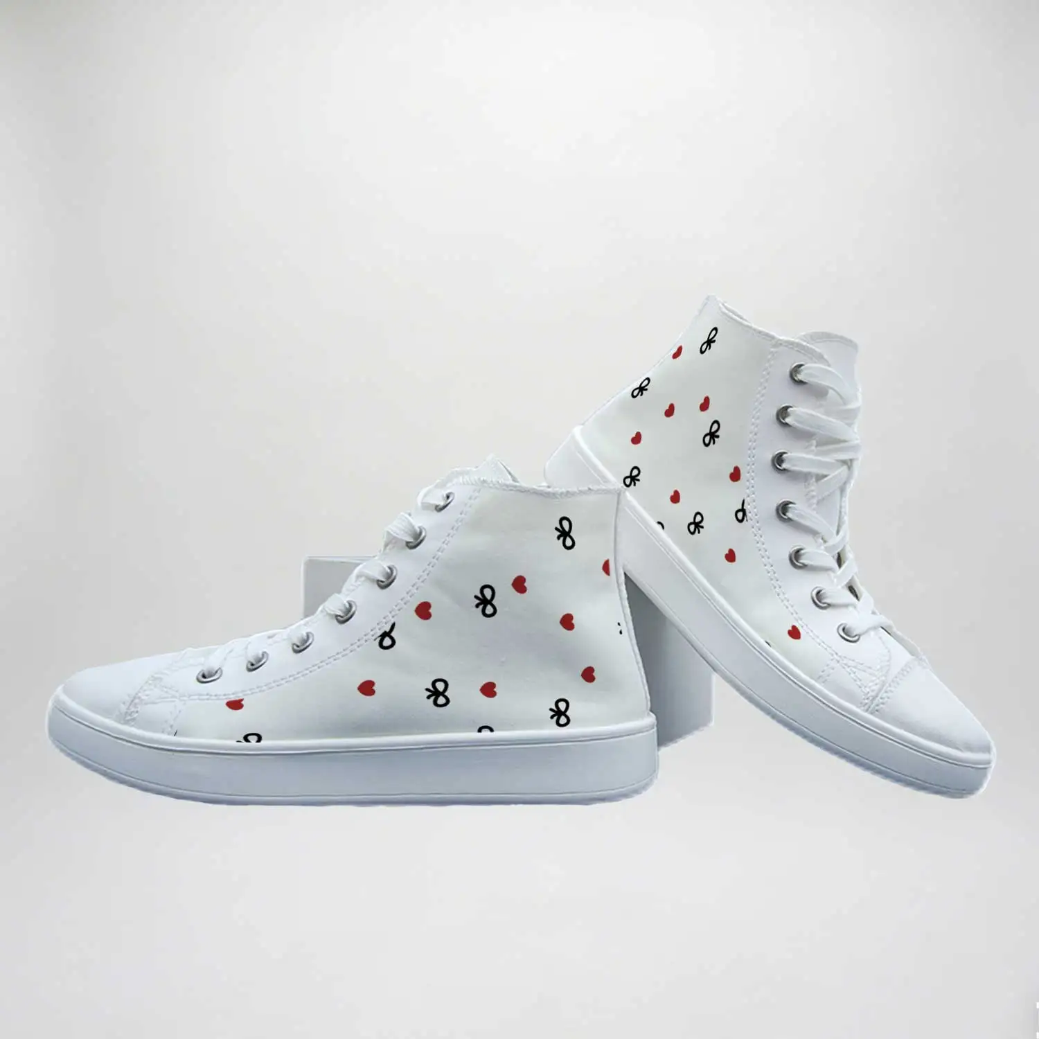 Cute and Fresh Style High-Top Canvas Shoes with Heart Bow Print for Women, Adorable White Shoes, Versatile Casual Sneakers for Students, Trendy Shoes
