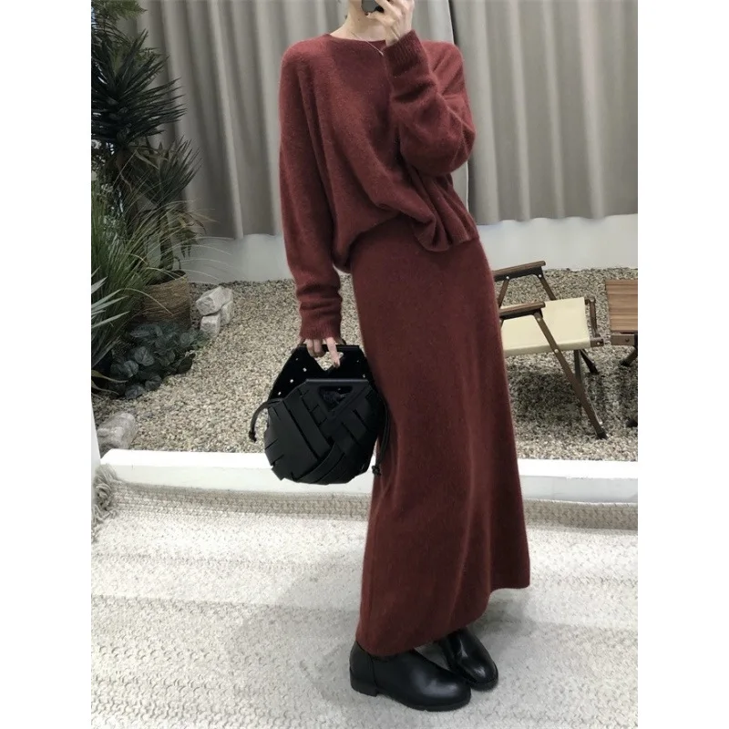 Korean Style Fashionable Lazy Style Gray Sweater Suit for Women Autumn and Winter New Elegant Slim Skirt Knitted Two-Piece Set