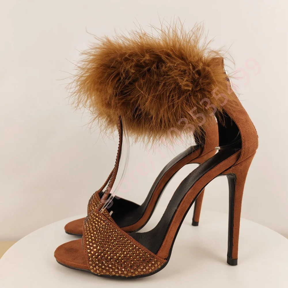 كريستال بلينغ بلينغ T-حزام حجر الراين الصنادل 2025 موضة جديدة مثير المرأة المفتوحة تو خنجر حفلة عادية لينة الفراء الصنادل #6