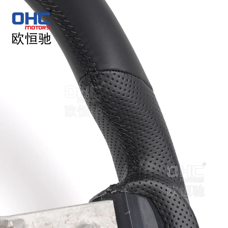 For Jeep Wrangler Sport 2015-2017 models, full-leather D-type off-road vehicle steering wheel modification and upgrade