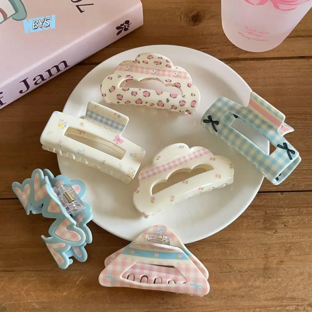 

Cute Korean Style Lattice Hair Crab Clip Flower Square Acrylic Bow Hair Claw Headwear Triangle Geometry Shark Clip Women