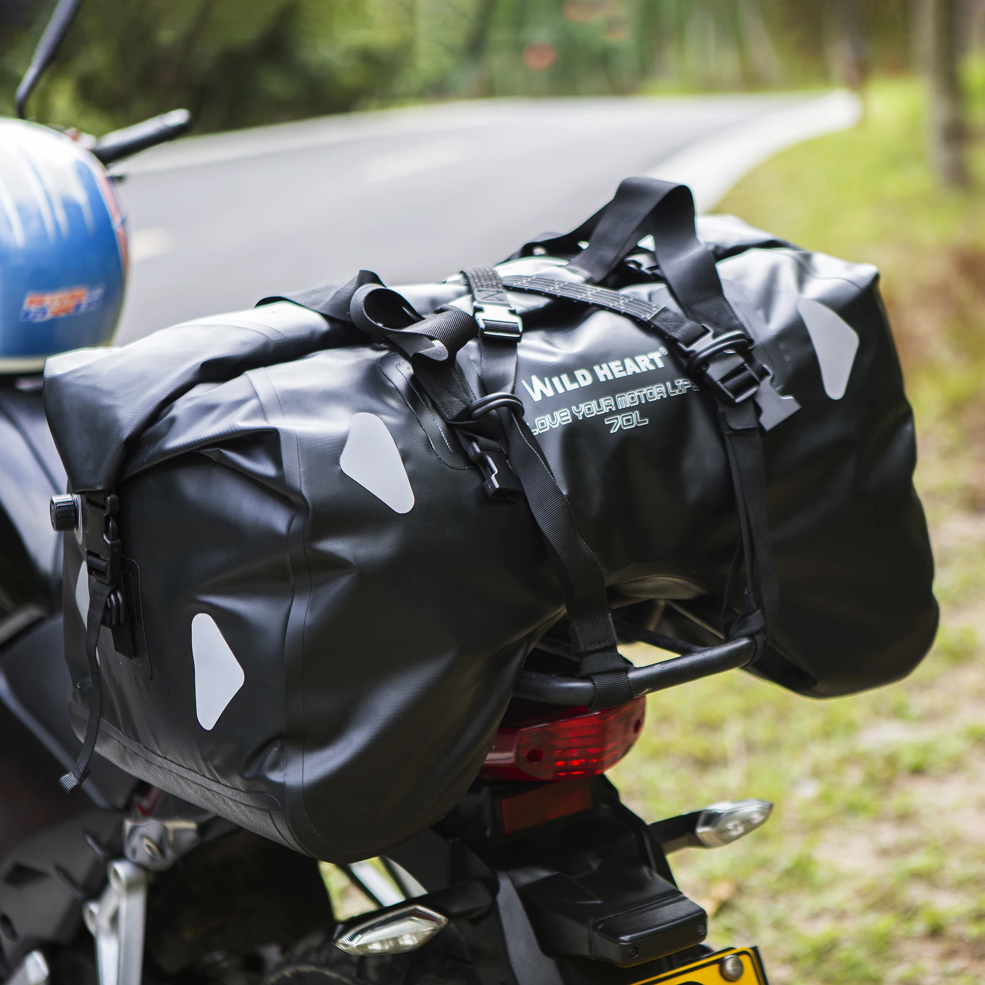 WILD HEART Dry Motorcycle Tail Bag 70L with Rope Straps and Inner Pocket Waterproof PVC 500D for Travel,Motorcycle and so on
