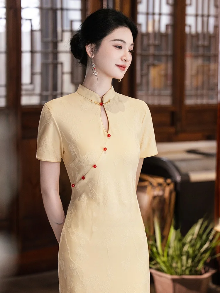 young-women's-new-chinese-sle-daily-qipao-yellow-dr-retro-ele-refreed-version-mid-length-svel-pure-color