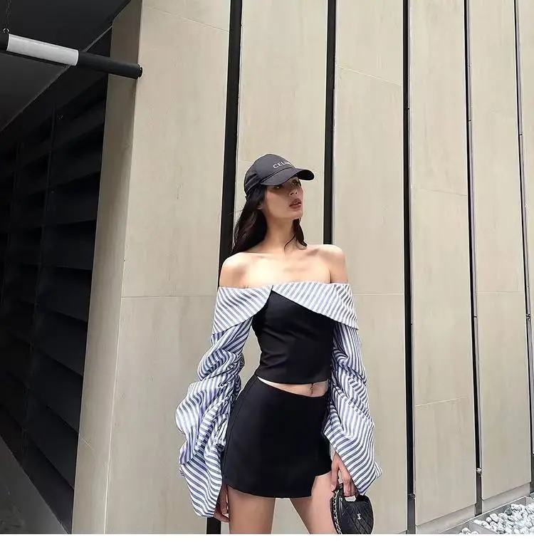 

Women's Blue White Stripe Shirt with Puff Sleeves Oversized Layering Blouse Trendy Loose Fit Top Street Style