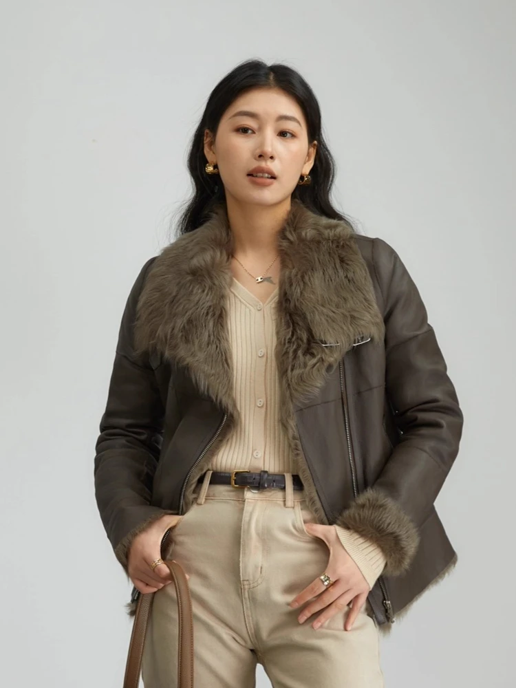 高級天然ラムファー冬用レディースバイクジャケット 2025年新作 シンプルカジュアル 暖かい本革リアルファーコート