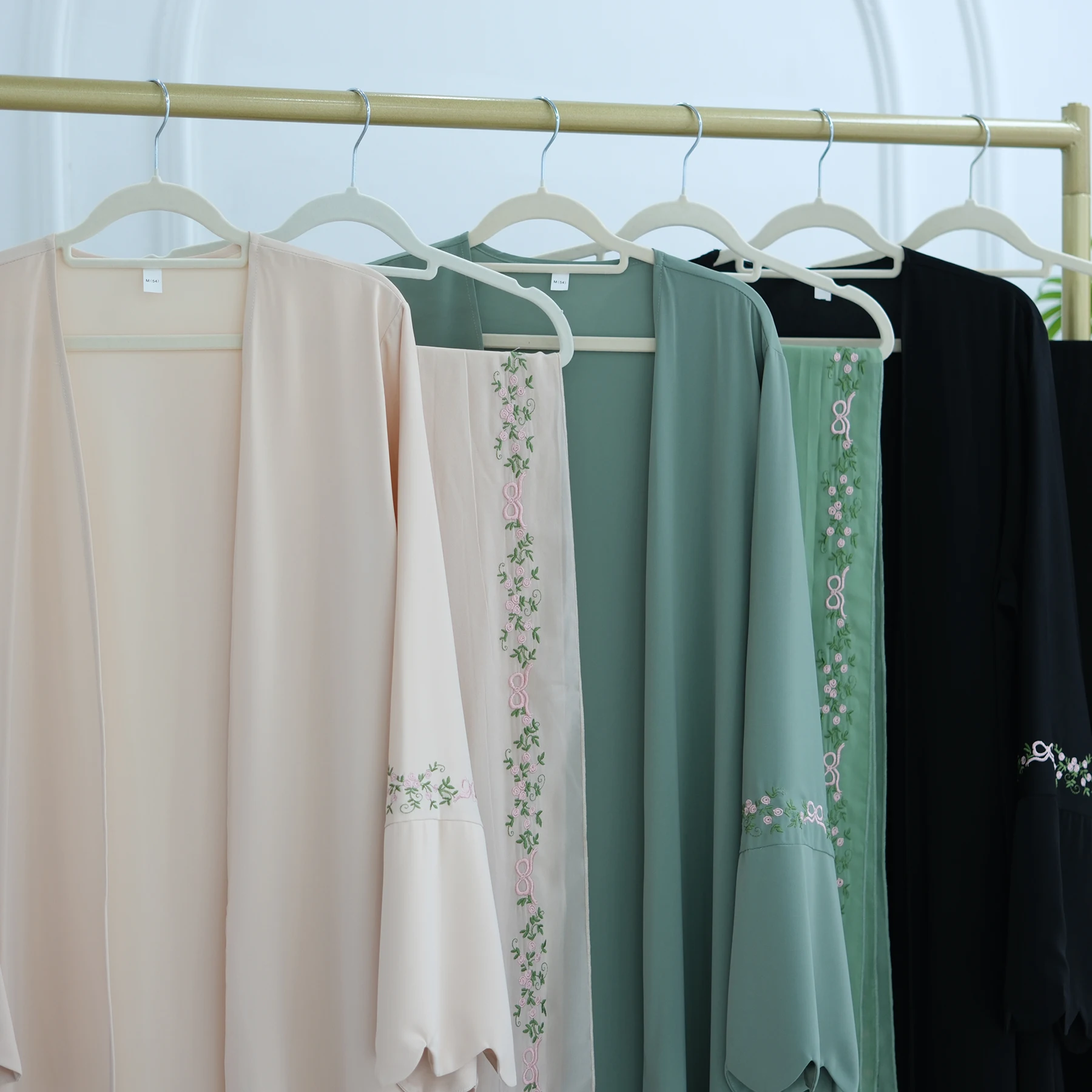Sweet Floral Embroidery Dubai Abayas for Women, Open Front Kimono Abaya Hijabi Outfit, Evening Party Ramadan Islamic Clothing